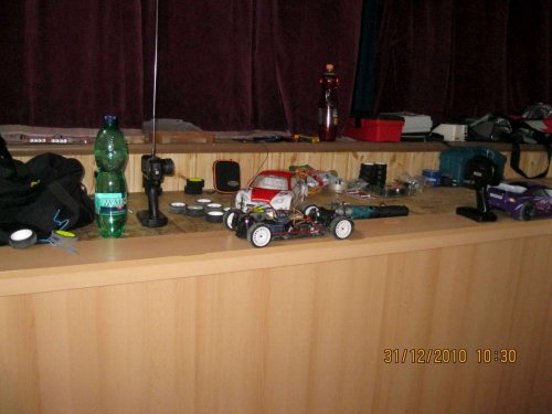 Silvestrovské setkání majitelů autíček na dálkové ovládání - 31.12.2010